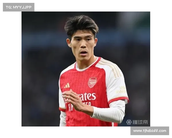 富安健洋英超闪耀进球成日本球员新传奇引发热议