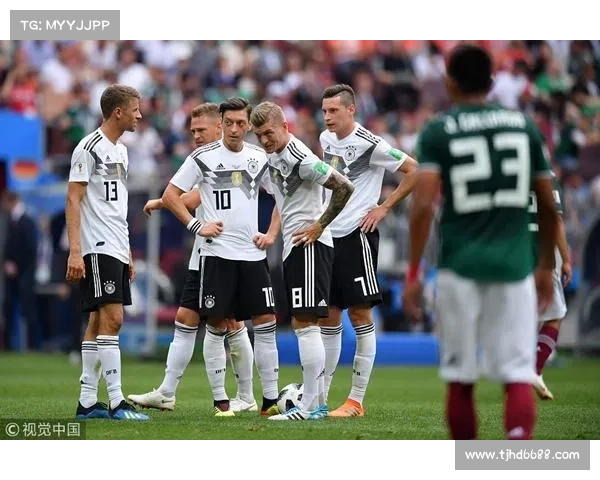 德国队力克群雄夺得国际划船锦标赛男子八人单桨赛冠军